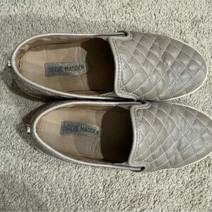 Steve Madden Tan Flats with Quilted Design